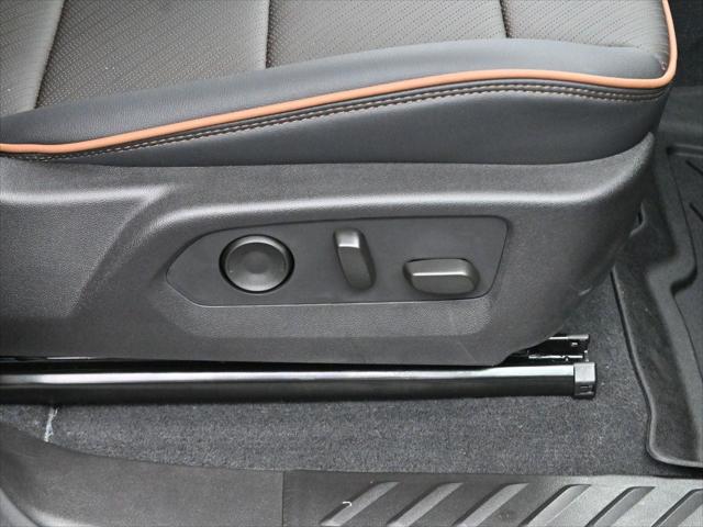2025 GMC Canyon 4WD AT4