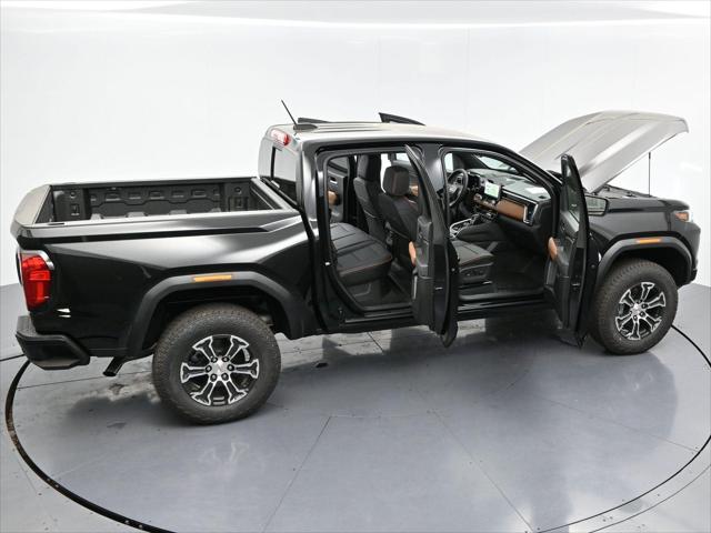 2025 GMC Canyon 4WD AT4
