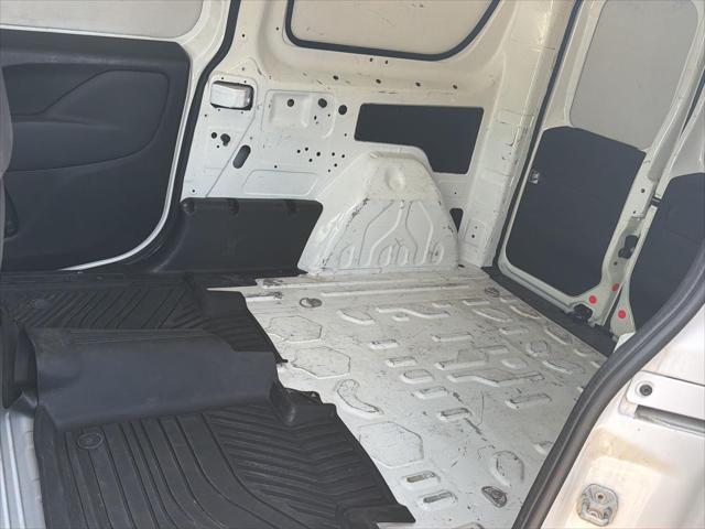 2021 RAM Promaster City Tradesman - Photo 10
