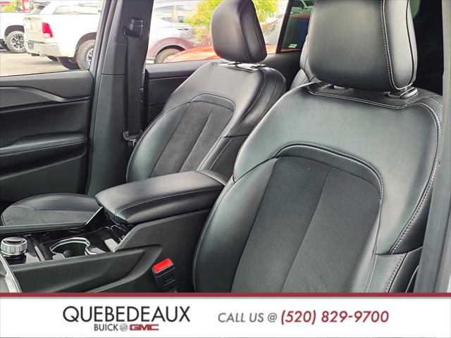 2023 Jeep Grand Cherokee L Altitude 4x4