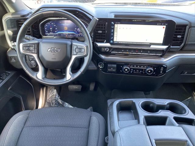2024 Chevrolet Silverado 1500 4WD Crew Cab Short Bed RST