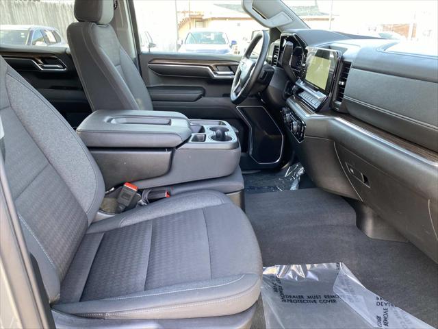 2024 Chevrolet Silverado 1500 4WD Crew Cab Short Bed RST