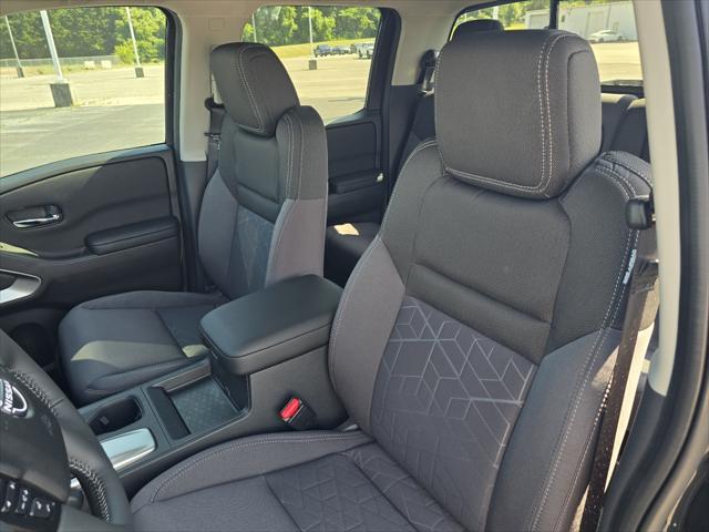 2026 Nissan Frontier Crew Cab SV 4x2