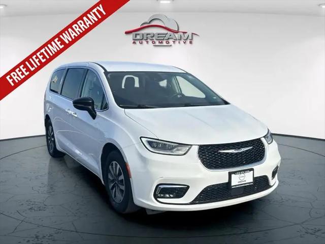 2024 Chrysler Pacifica Hybrid Select for sale in Wood River, IL