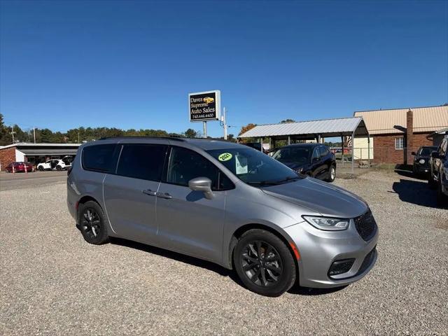 2021 Chrysler Pacifica Touring L for sale in Gallipolis, OH