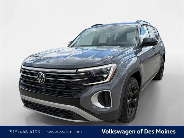 2025 Volkswagen Atlas 2.0T Peak Edition for sale in Johnston, IA