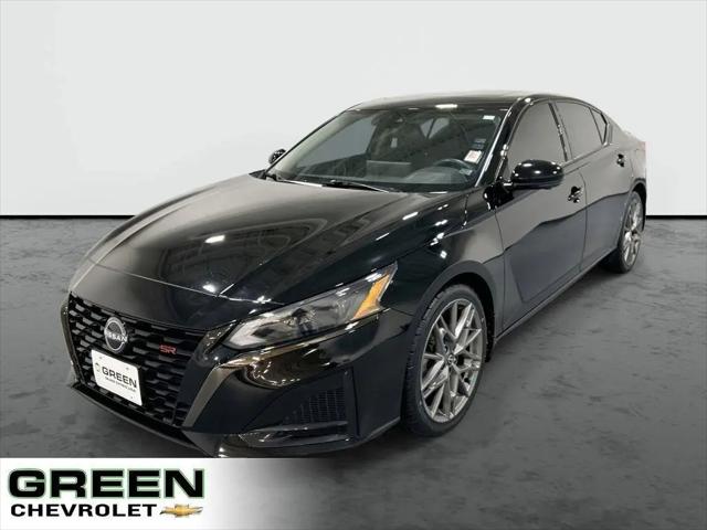 2023 Nissan Altima SR VC-Turbo FWD for sale in East Moline, IL