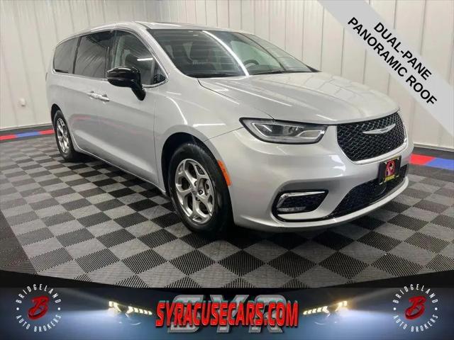 2024 Chrysler Pacifica Limited for sale in Bridgeport, NY