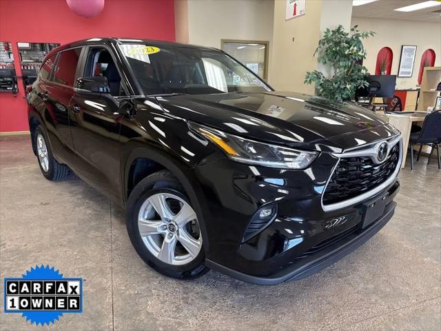 2023 Toyota Highlander LE for sale in Batavia, NY