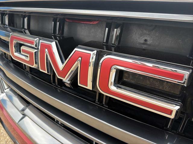 2024 GMC Yukon 4WD AT4