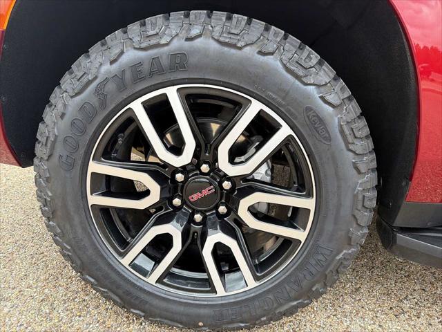 2024 GMC Yukon 4WD AT4