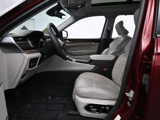 2023 Jeep Grand Cherokee L Summit 4x4