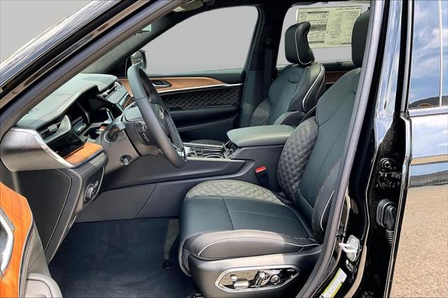 2026 Jeep Grand Cherokee Summit 4x4