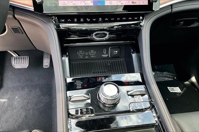2026 Jeep Grand Cherokee Summit 4x4