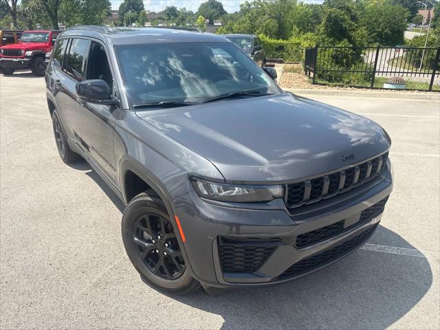 2026 Jeep Grand Cherokee L GRAND CHEROKEE L LAREDO ALTITUDE 4X4