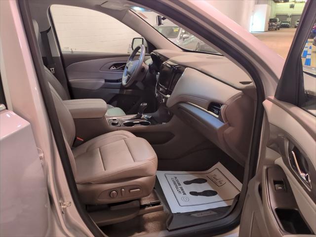 2020 Chevrolet Traverse AWD LT Leather