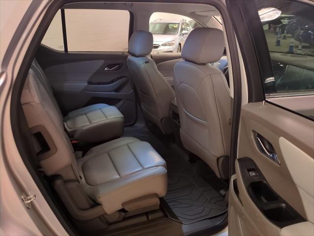 2020 Chevrolet Traverse AWD LT Leather