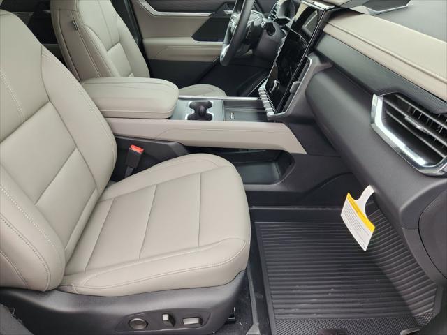 2026 GMC Acadia Elevation AWD