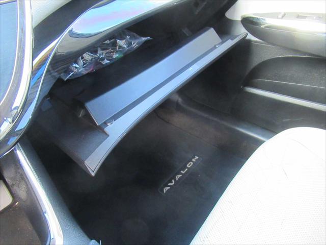 2014 Toyota Avalon Limited