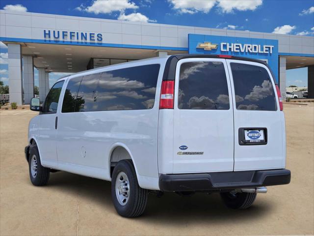 2026 Chevrolet Express Passenger 3500 Extended Wheelbase, LS, RWD
