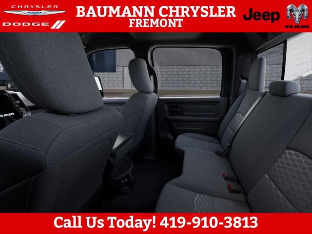 2026 Ram 2500 Black Express Crew Cab 4x4 64 Box