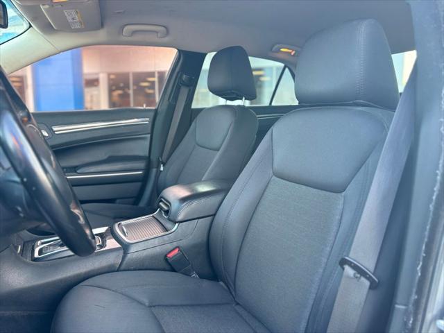 2019 Chrysler 300 Touring