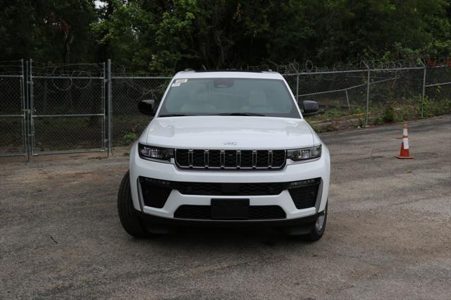 2026 Jeep Grand Cherokee Limited 4x2