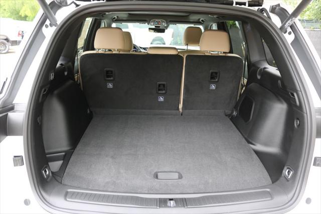 2026 Jeep Grand Cherokee Limited 4x2