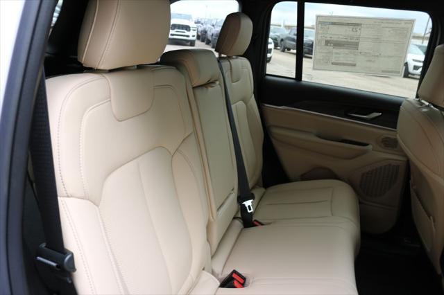 2026 Jeep Grand Cherokee Limited 4x2
