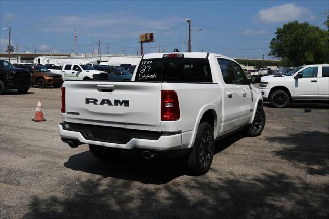 2026 Ram 1500 Laramie Crew Cab 4x2 5'7" Box