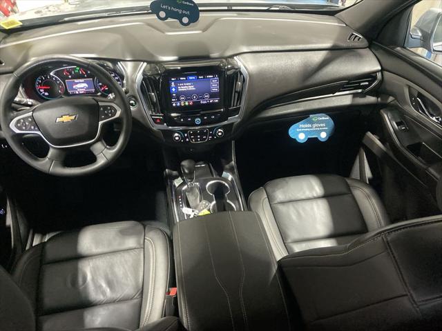 2023 Chevrolet Traverse AWD LT Leather