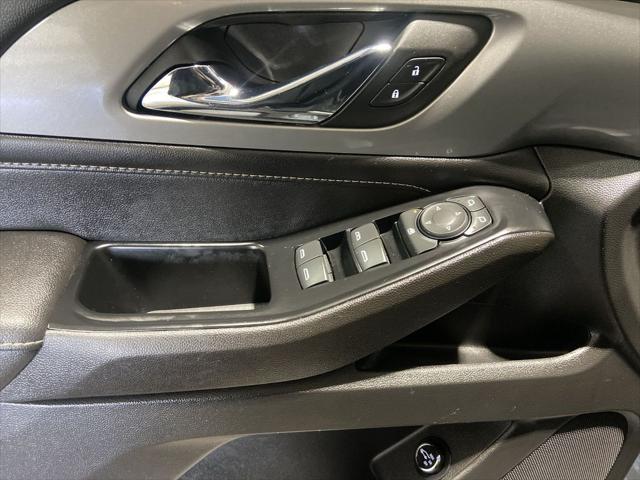 2023 Chevrolet Traverse AWD LT Leather