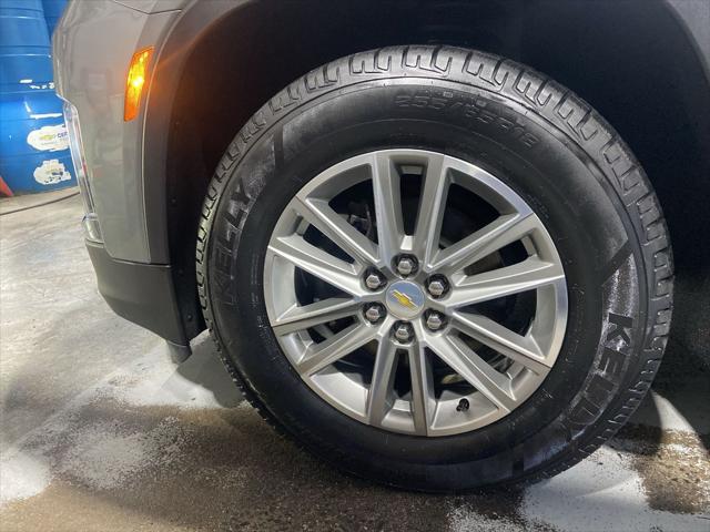 2023 Chevrolet Traverse AWD LT Leather