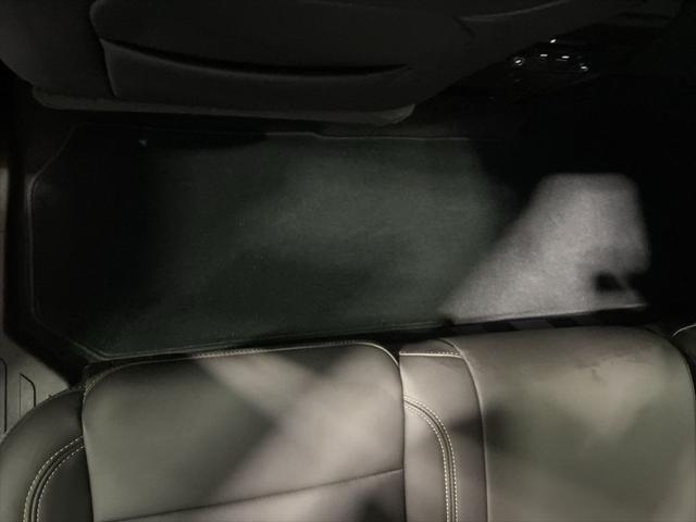 2023 Chevrolet Traverse AWD LT Leather