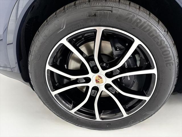 2026 Porsche Cayenne Unknown