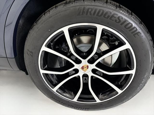 2026 Porsche Cayenne Unknown