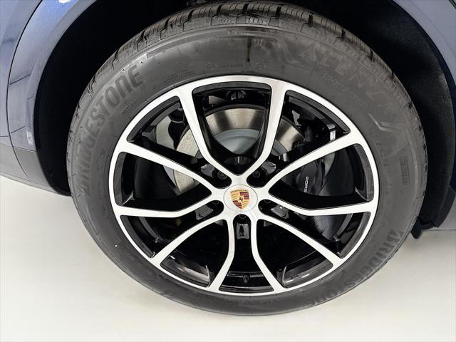 2026 Porsche Cayenne Unknown