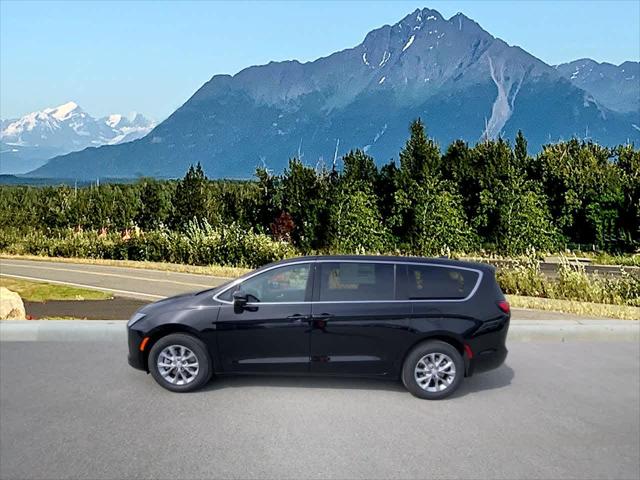 2027 Chrysler Pacifica PACIFICA SELECT AWD
