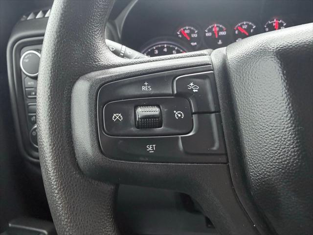 2022 Chevrolet Silverado 1500 4WD Crew Cab Short Bed Custom
