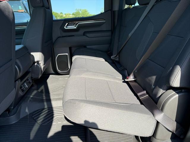 2026 Chevrolet Silverado 1500 4WD Crew Cab Standard Bed LT