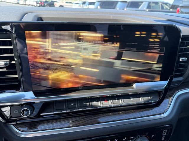 2026 Chevrolet Silverado 1500 4WD Crew Cab Standard Bed LT