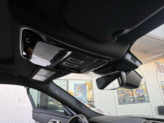 2020 Land Rover Range Rover Velar P250 R-Dynamic S