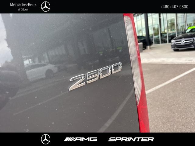 2026 Mercedes-Benz Sprinter 2500 Cargo 170 WB