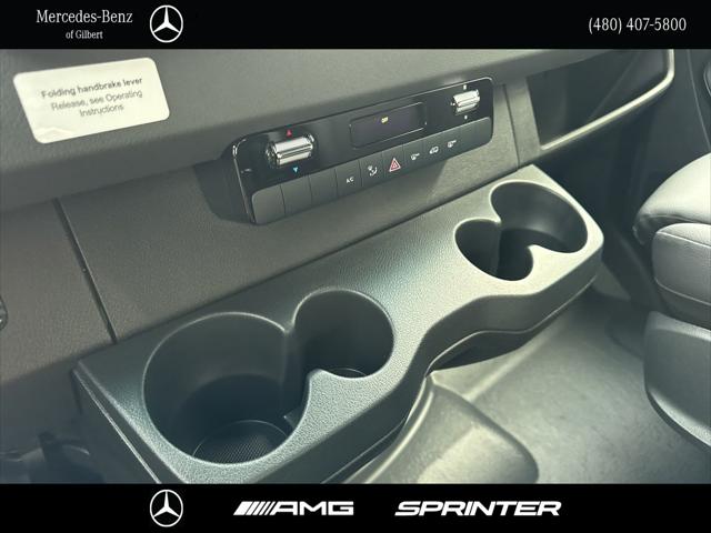 2026 Mercedes-Benz Sprinter 2500 Cargo 170 WB