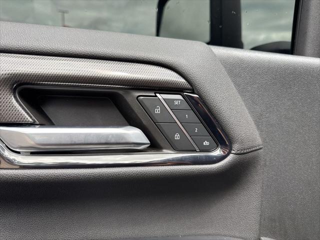 2024 GMC Sierra 2500HD 4WD Crew Cab Standard Bed AT4