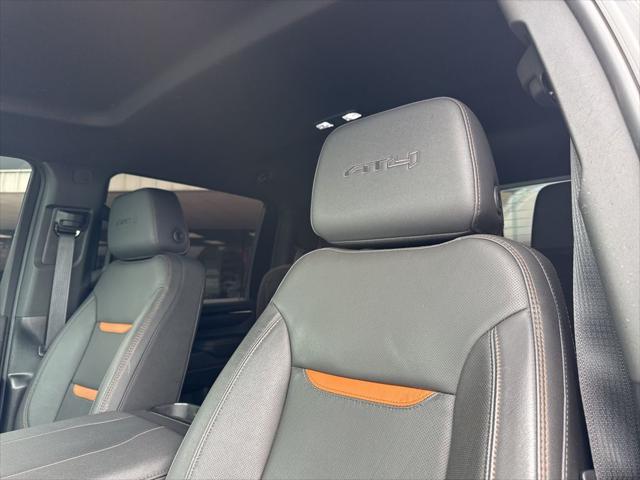 2024 GMC Sierra 2500HD 4WD Crew Cab Standard Bed AT4