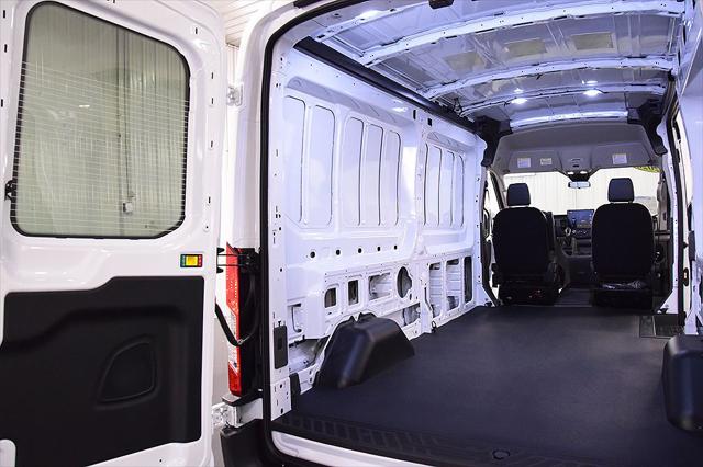 2026 Ford Transit Cargo Van Base
