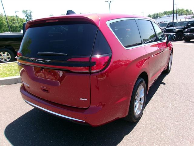 2027 Chrysler Pacifica PACIFICA SELECT AWD 2027 Chrysler Pacifica PACIFICA SELECT AWD