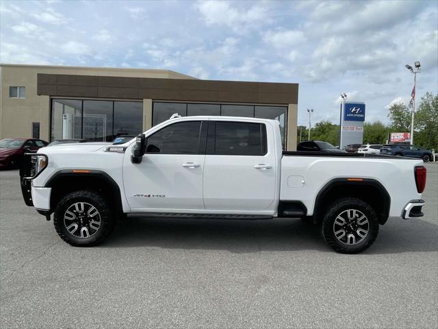 2022 GMC Sierra 2500HD 4WD Crew Cab Standard Bed AT4