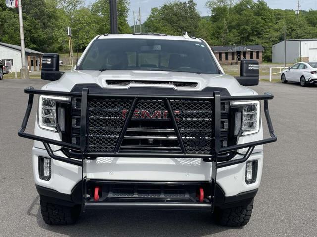 2022 GMC Sierra 2500HD 4WD Crew Cab Standard Bed AT4